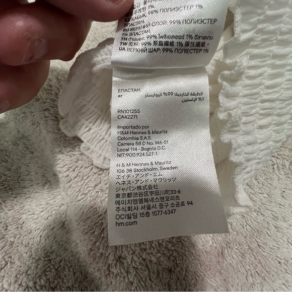 Divided white off shoulder top size Large - Picture 4 of 7